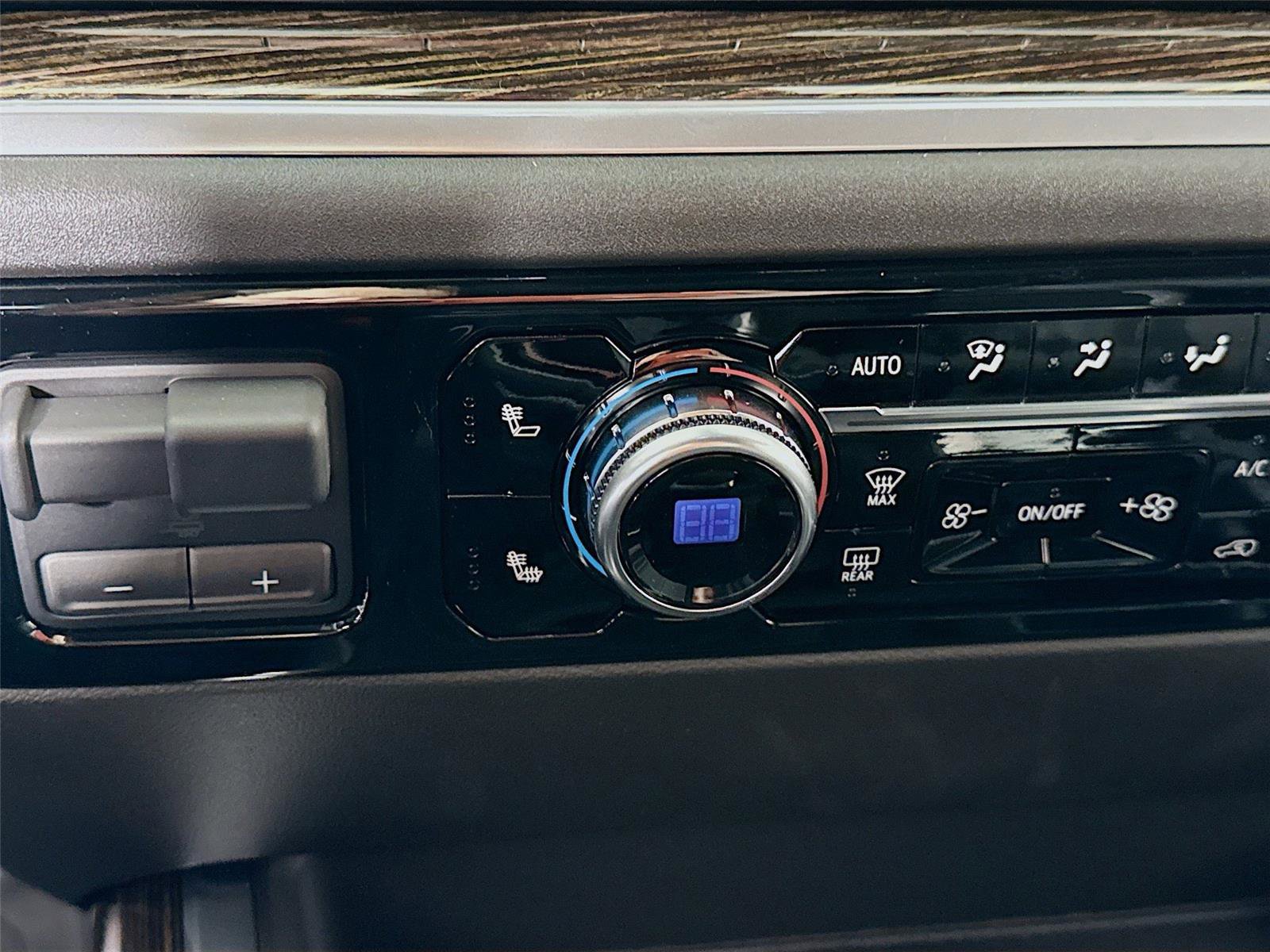 New 2025 GMC Sierra 1500 Elevation w/ Preferred Package image 33