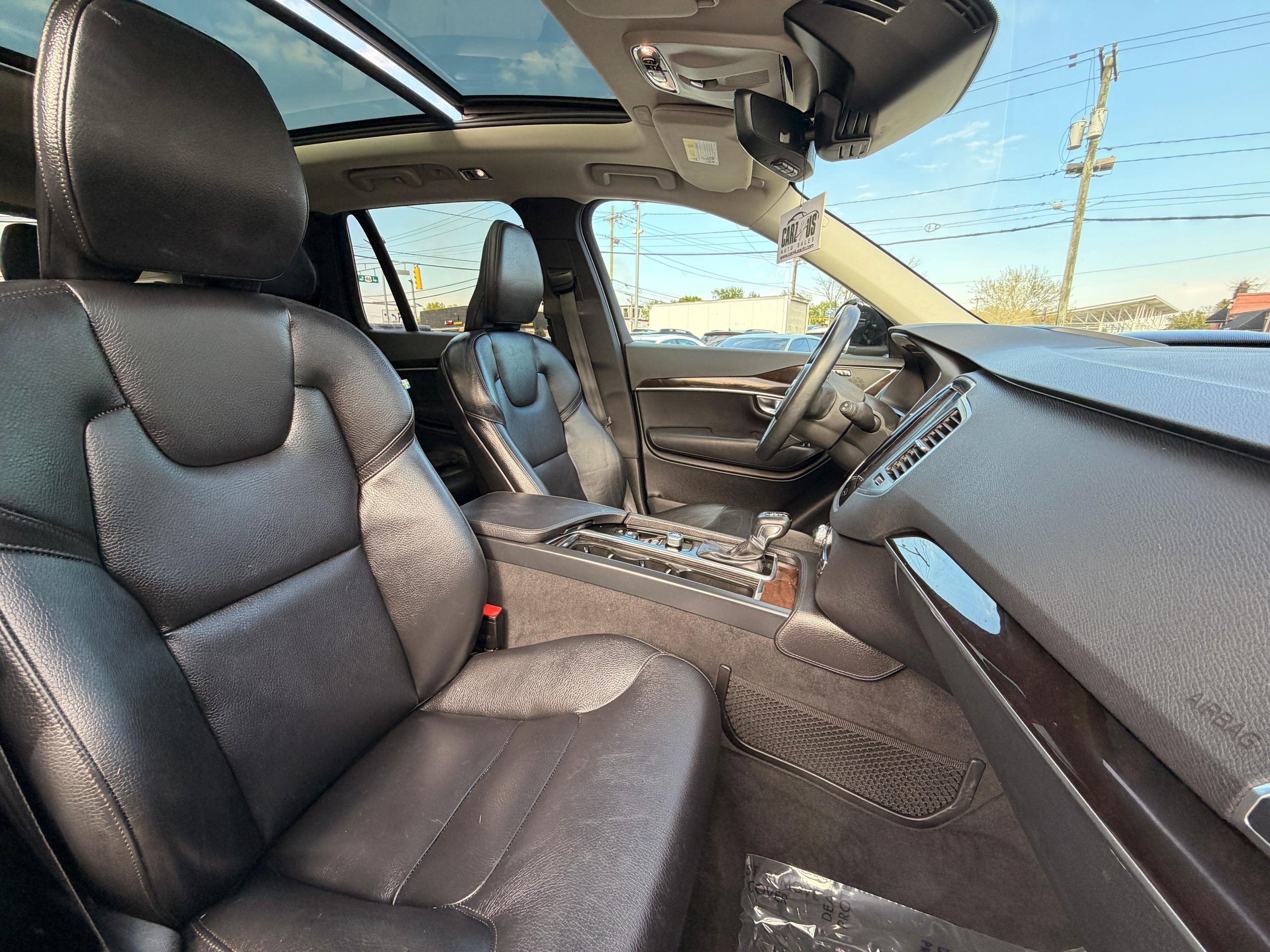 Used 2019 Volvo XC90 T6 Momentum w/ Advanced Package AWD/4WD image 34