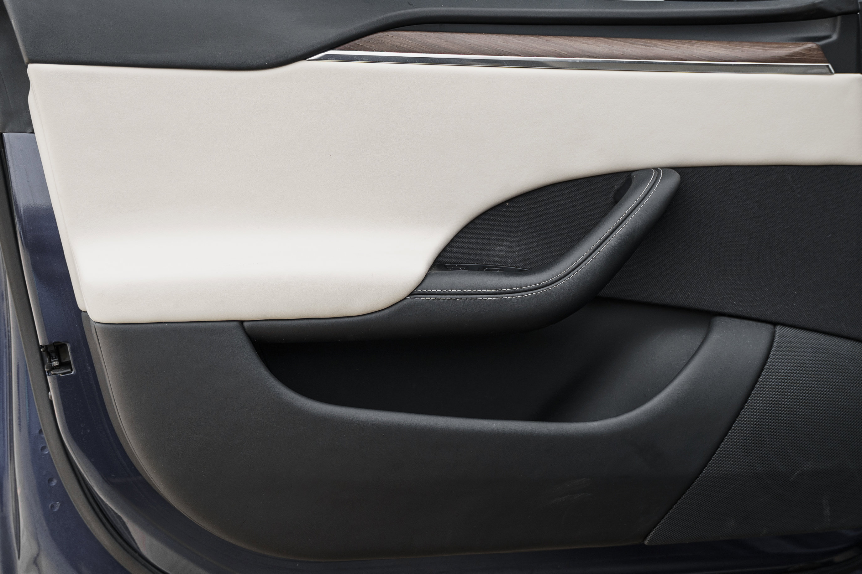 Used 2023 Tesla Model S Standard Range image 21