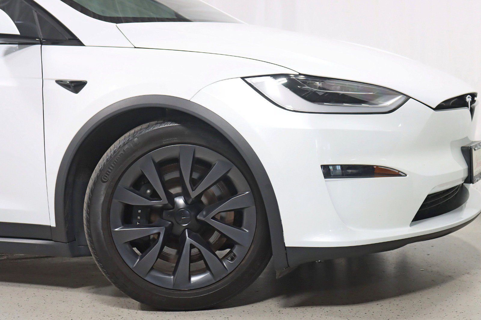 Used 2023 Tesla Model X AWD/4WD image 5