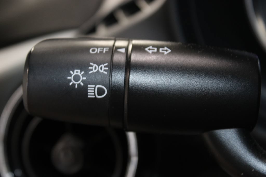 Used 2016 MAZDA MX-5 Miata Club RWD image 24