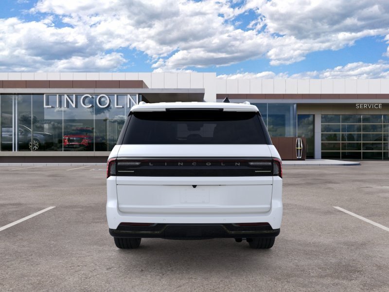 New 2026 Lincoln Navigator L Premier AWD/4WD image 28
