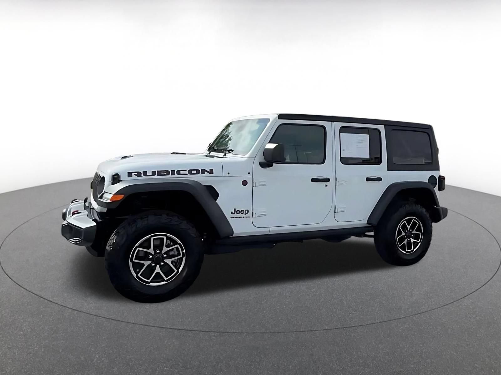Used 2026 Jeep Wrangler Unlimited Rubicon AWD/4WD image 4