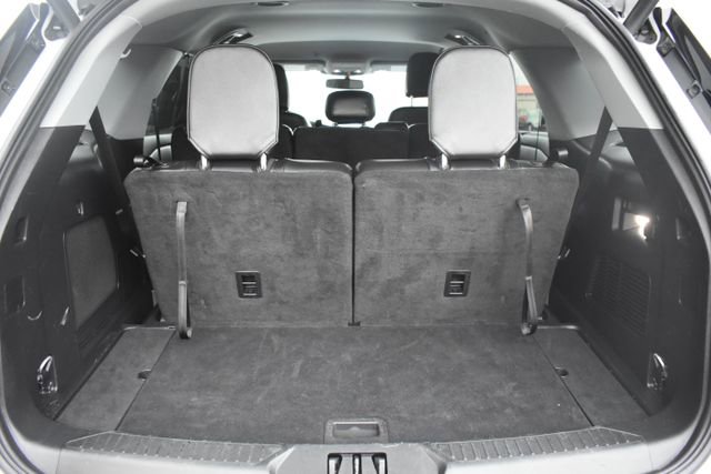 Used 2023 Ford Explorer Limited image 41