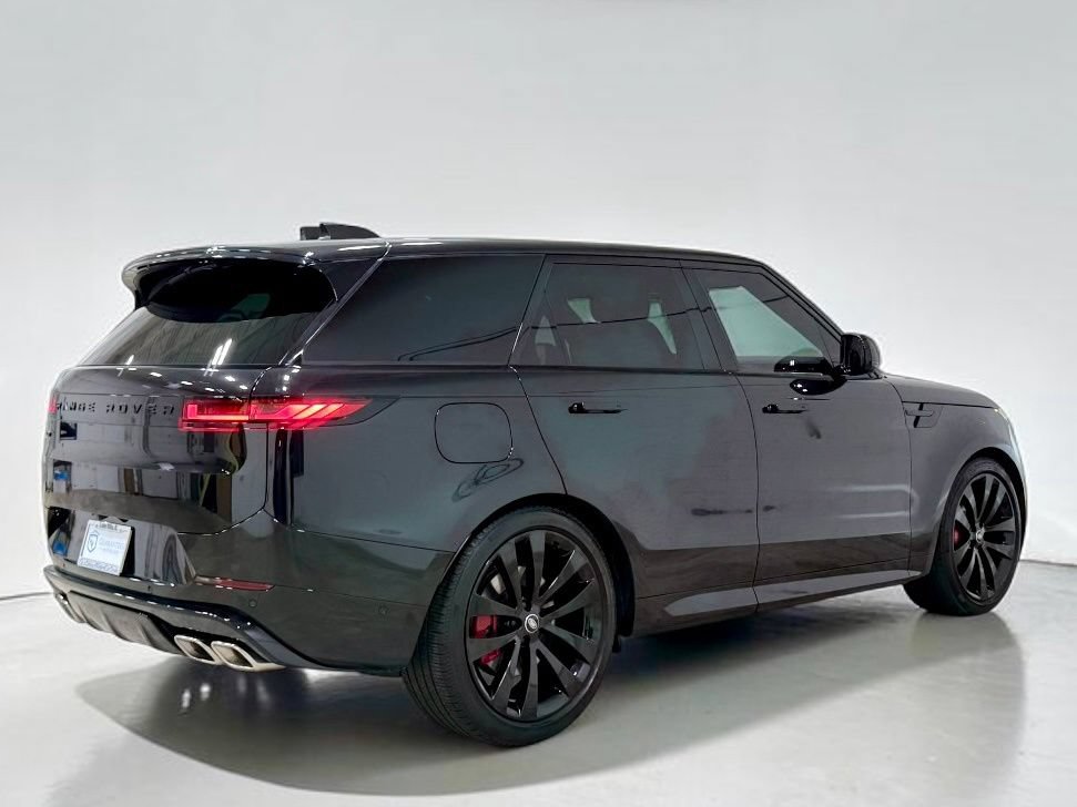 Used 2025 Land Rover Range Rover Sport Dynamic SE AWD/4WD image 15