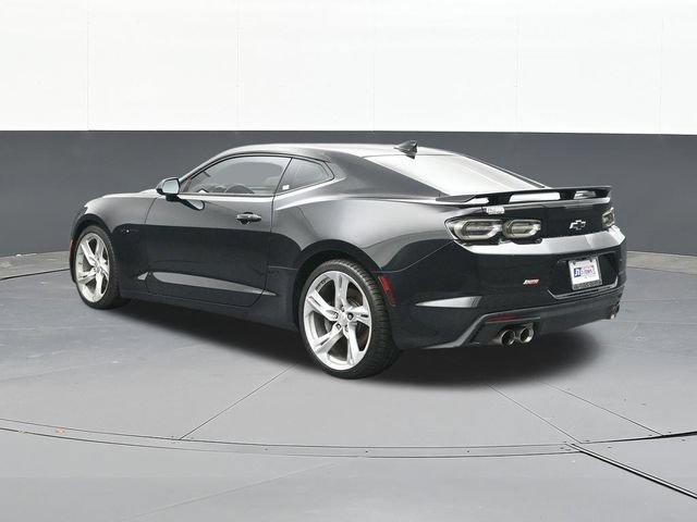 Used 2019 Chevrolet Camaro SS RWD image 10