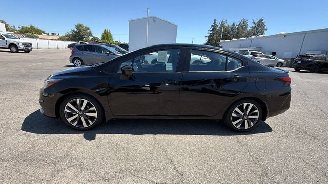 Used 2020 Nissan Versa SR FWD image 7