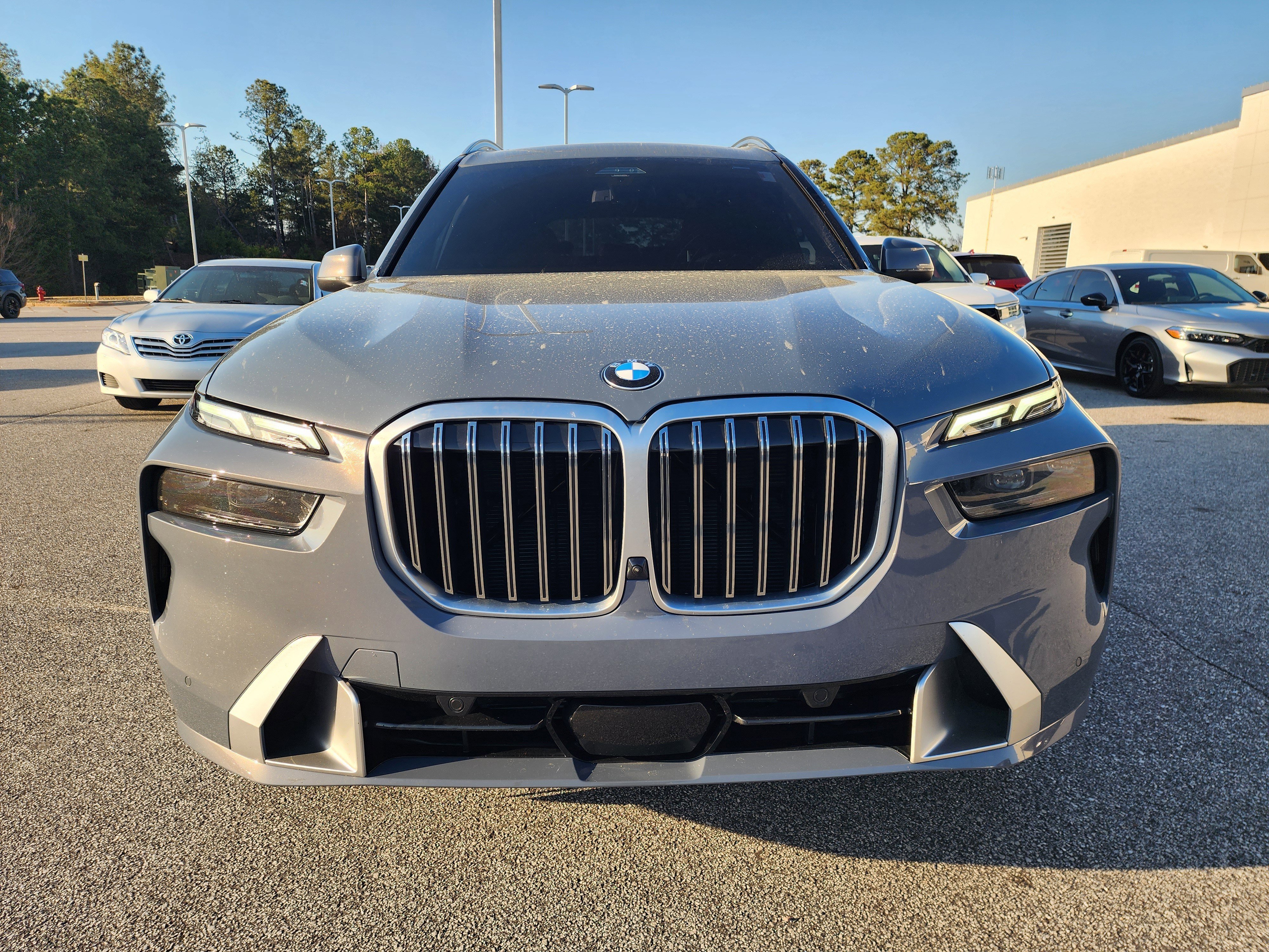 Used 2026 BMW X7 xDrive40i w/ Executive Package image 10