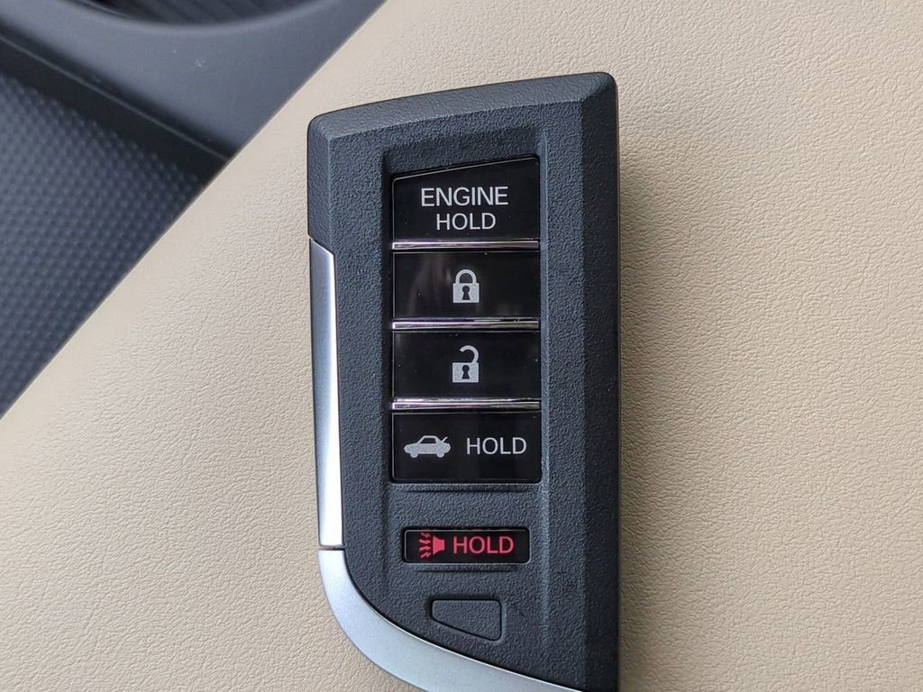 New 2025 Acura TLX w/ Technology Package image 31