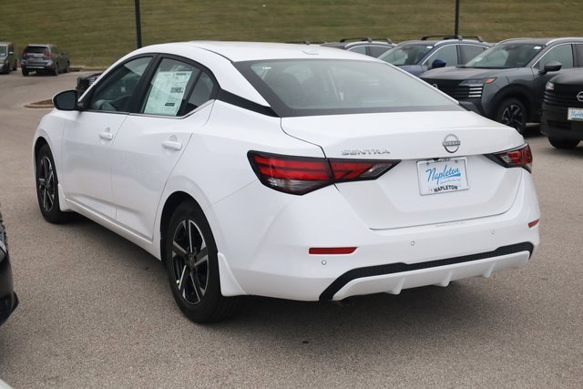 New 2025 Nissan Sentra SV w/ All-Weather Package image 6