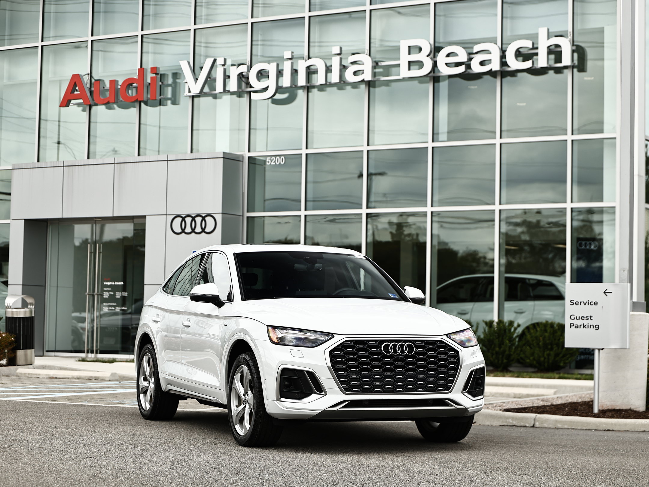 Used 2023 Audi Q5 2.0T Prestige AWD/4WD image 1