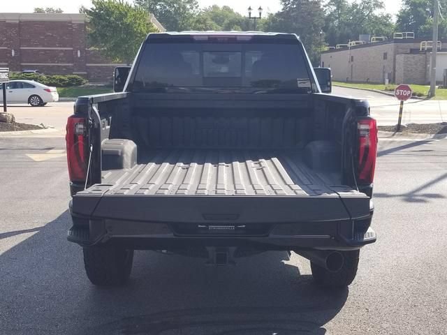 New 2026 GMC Sierra 2500 Denali Ultimate AWD/4WD image 2