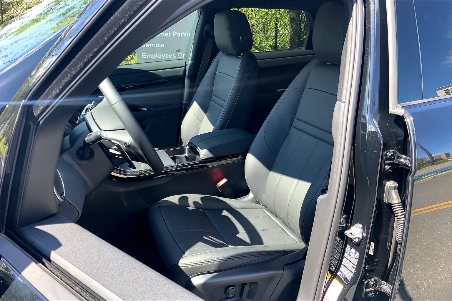 New 2026 Land Rover Range Rover Evoque S AWD/4WD image 9