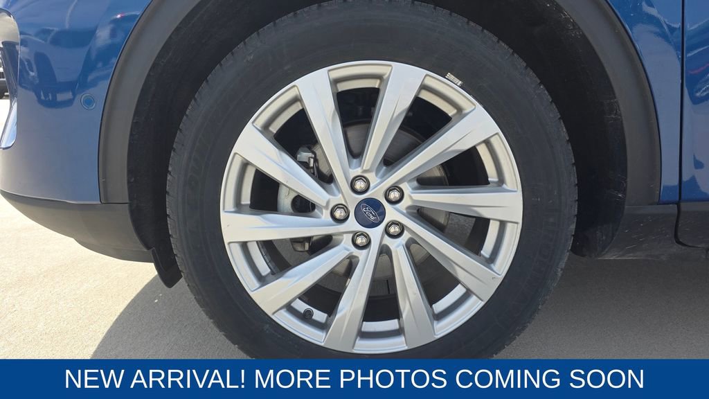 Used 2022 Ford Escape Titanium w/ Titanium Elite Package image 10
