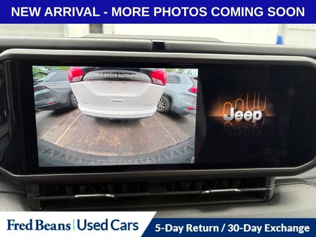 Certified 2025 Jeep Wrangler Sport AWD/4WD image 16