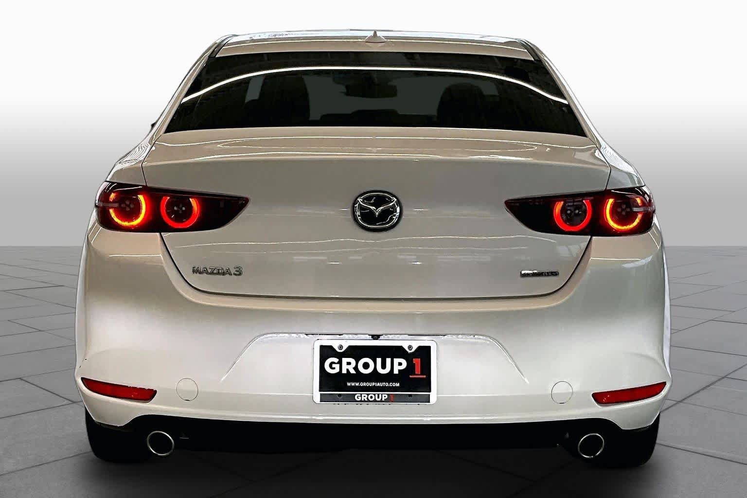 Used 2019 MAZDA MAZDA3 Sedan w/ Premium Package FWD image 5