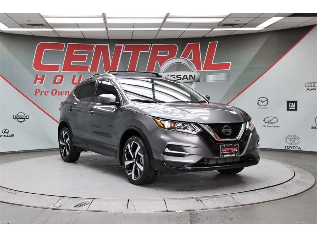 Certified 2022 Nissan Rogue Sport SL video 1