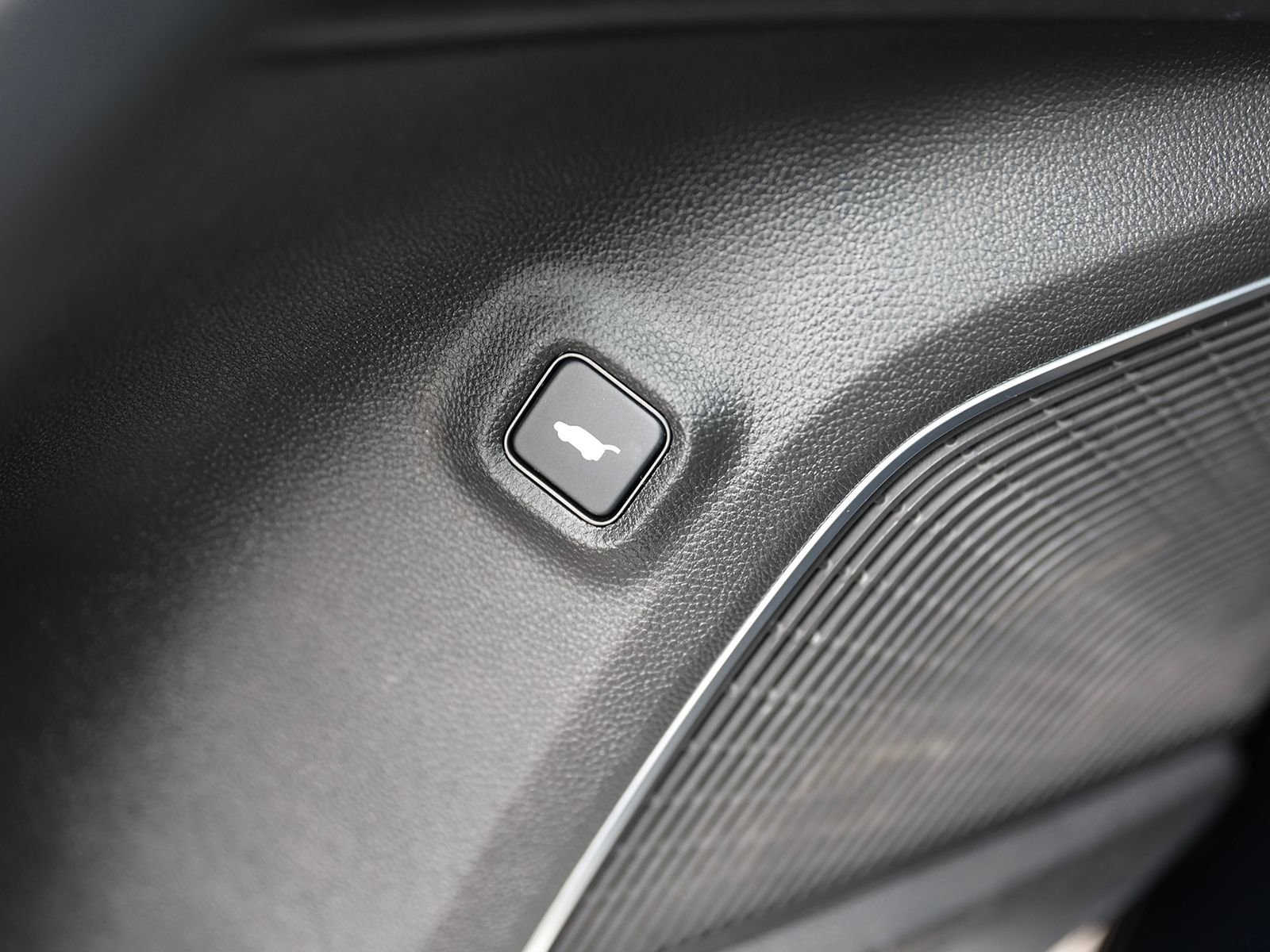 Used 2022 Acura MDX Type S image 43