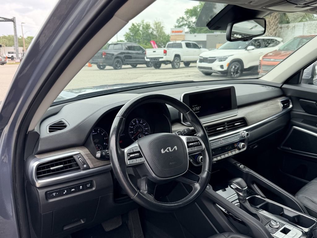Certified 2022 Kia Telluride EX w/ EX Premium Package image 21