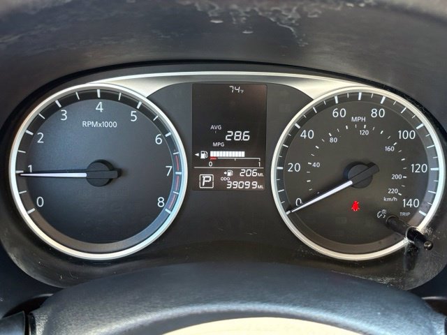 Used 2021 Nissan Kicks S FWD image 13