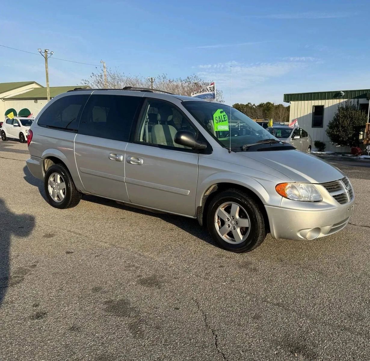Used 2007 Dodge Grand Caravan SXT FWD image 2