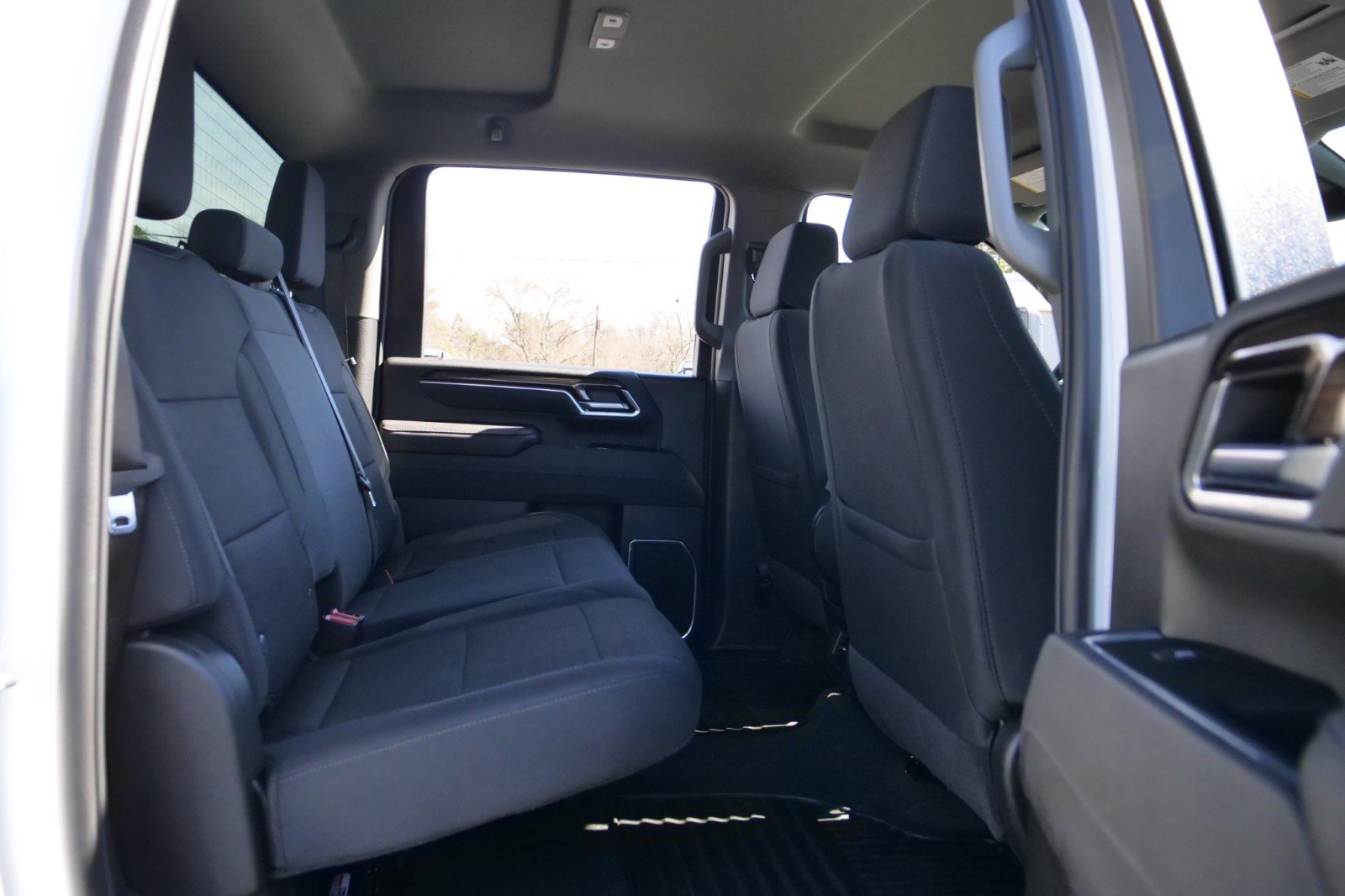 Used 2025 Chevrolet Silverado 2500 LT w/ Convenience Package AWD/4WD image 33