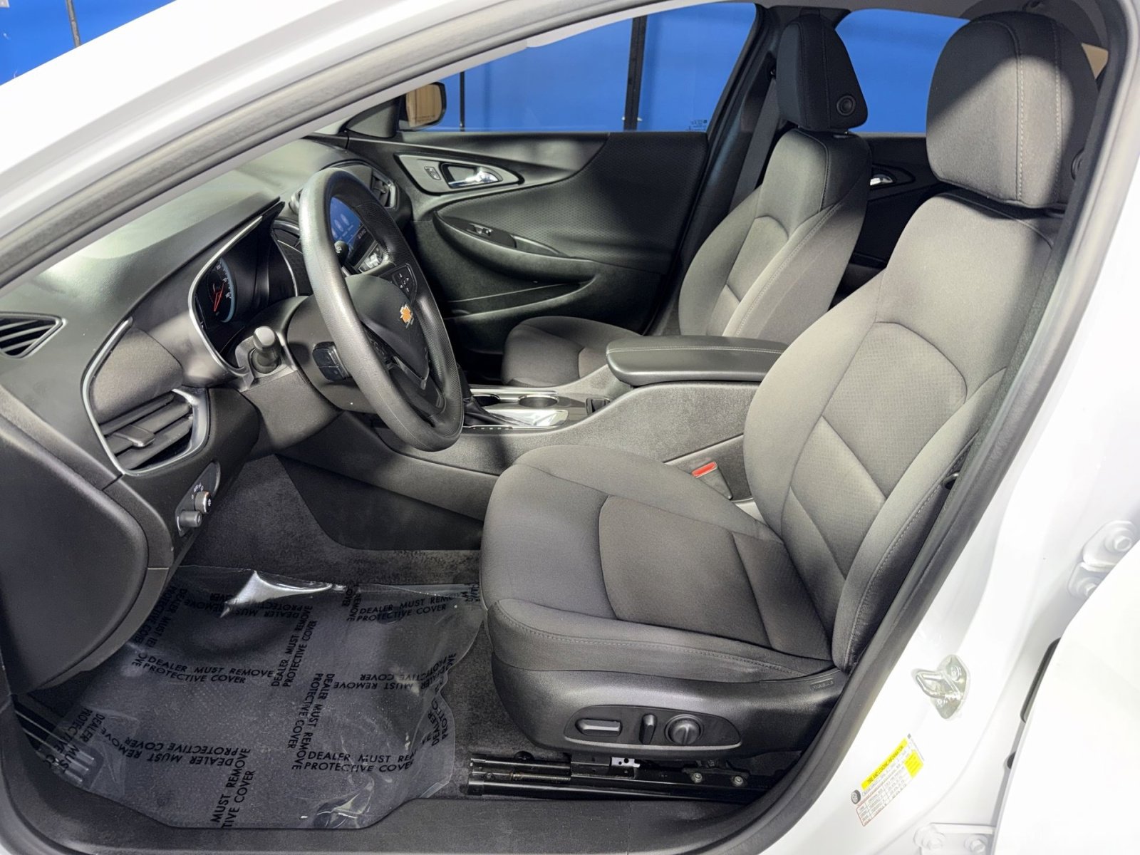 Used 2020 Chevrolet Malibu LT image 24