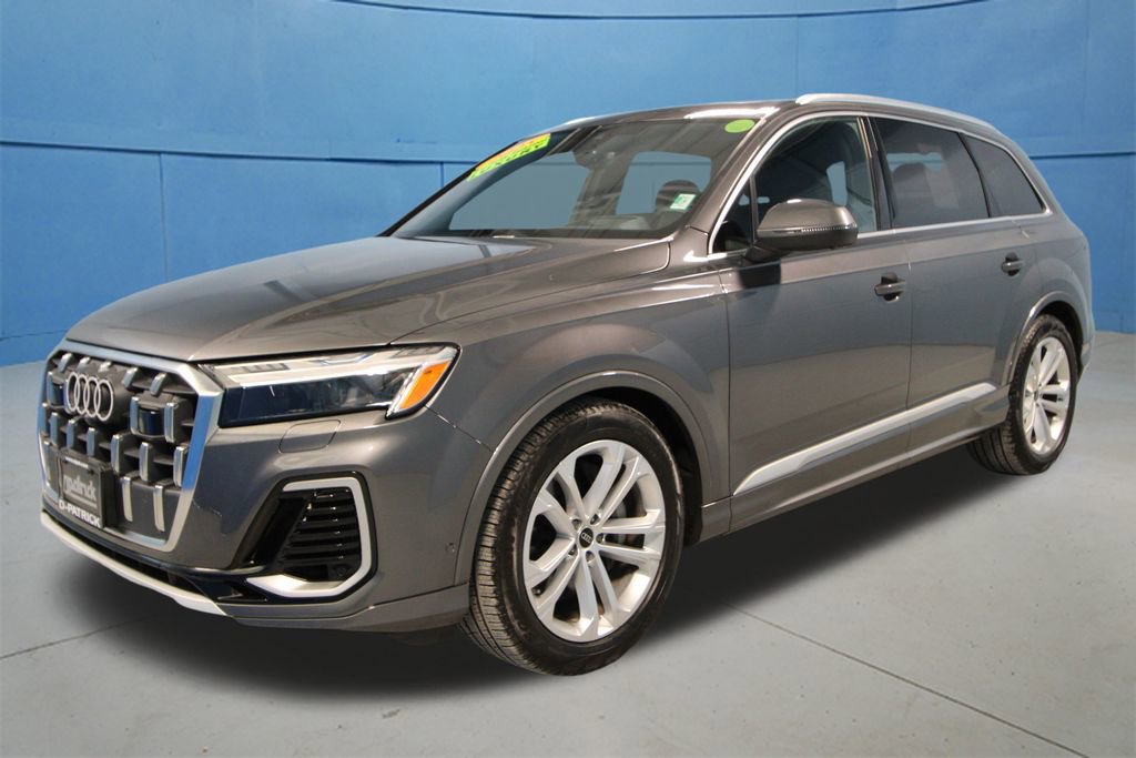 Used 2025 Audi Q7 3.0T Prestige w/ Prestige Package image 32