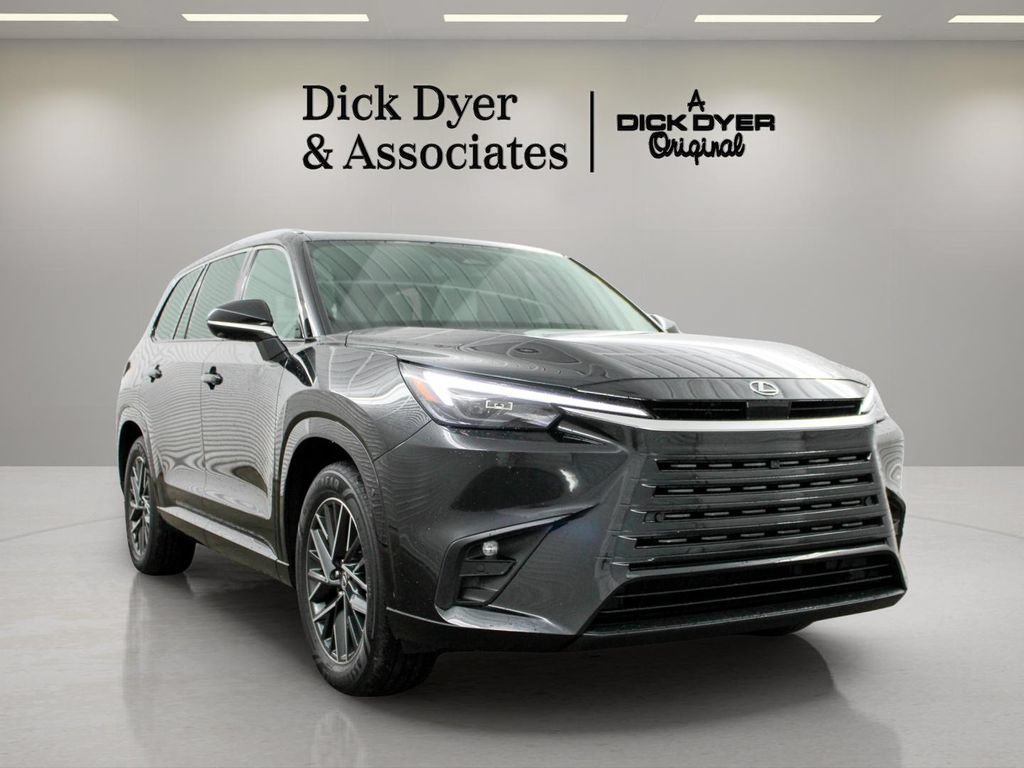 Used 2025 Lexus TX 350 AWD w/ Technology Package image 3