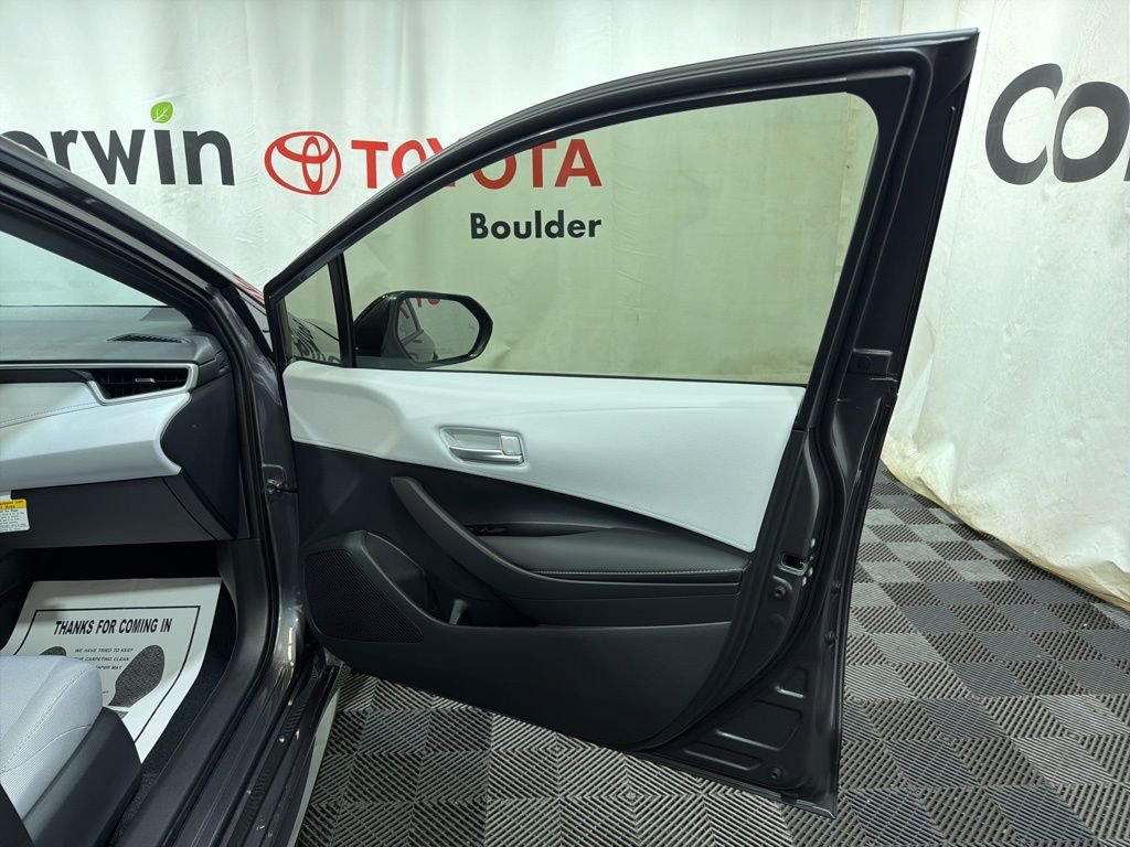 Used 2026 Toyota Corolla SE image 8