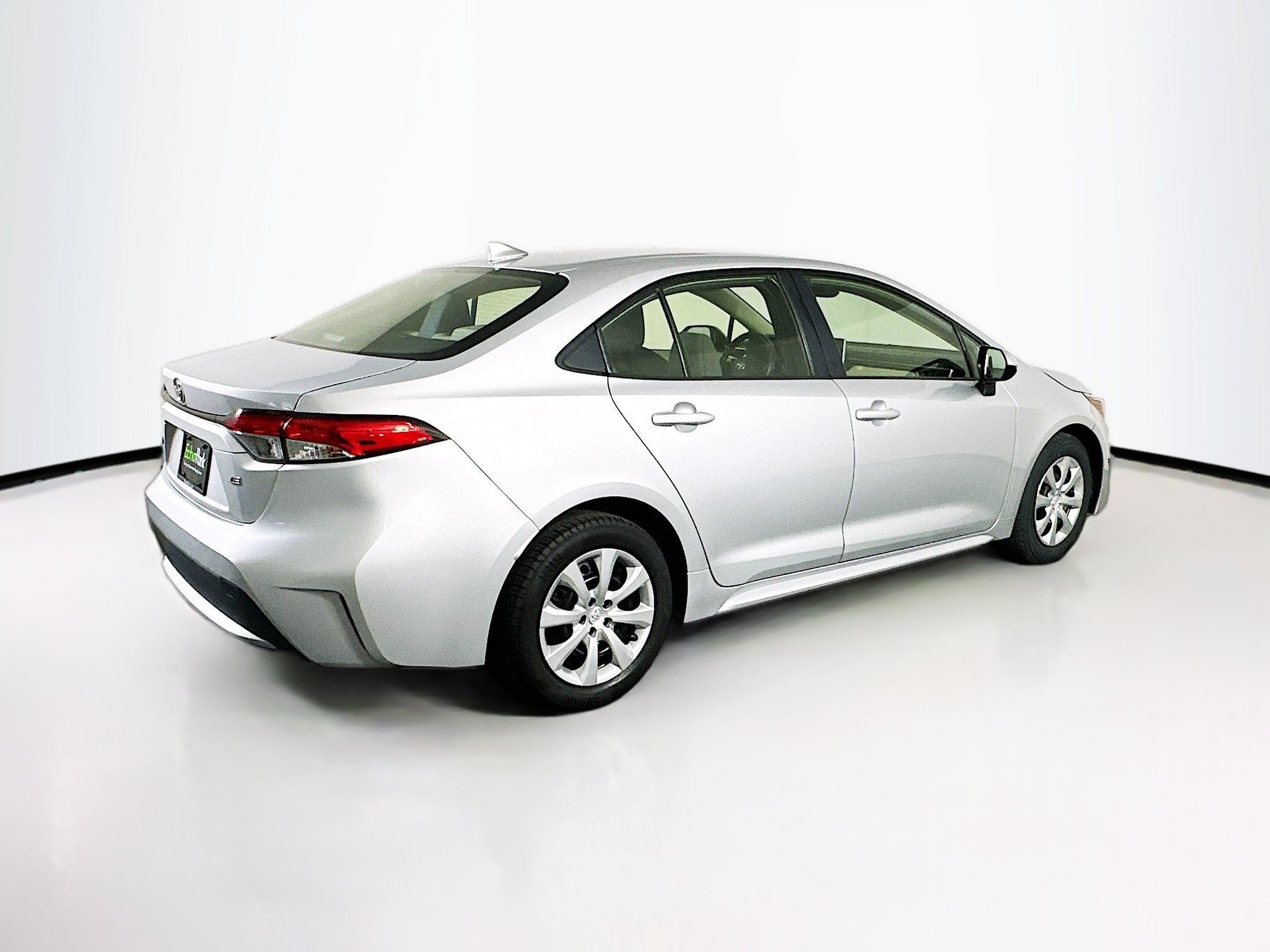 Used 2020 Toyota Corolla LE FWD image 9