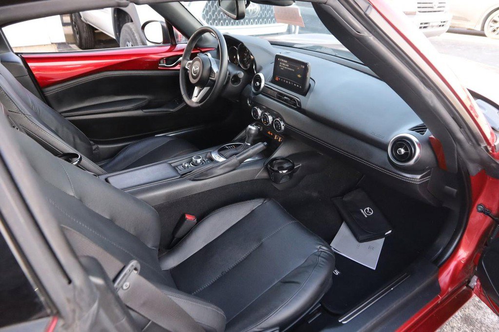 Used 2020 MAZDA MX-5 Miata RF Grand Touring image 19