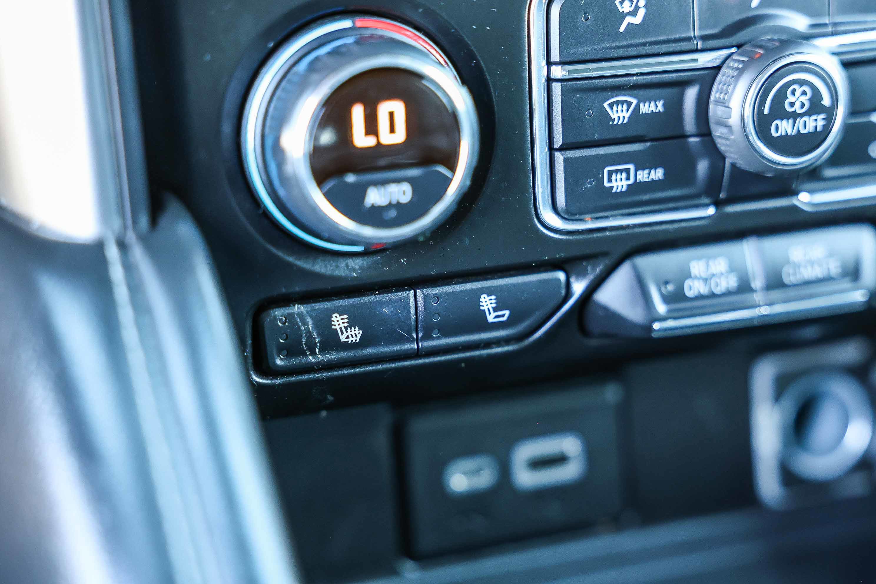 Used 2021 Chevrolet Tahoe Z71 w/ Max Trailering Package image 17