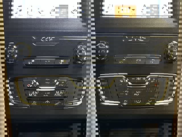 Used 2019 Ford Fusion SE image 15