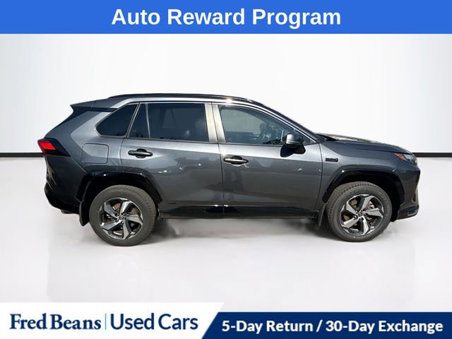 Used 2023 Toyota RAV4 SE w/ Weather & Moonroof Package image 9