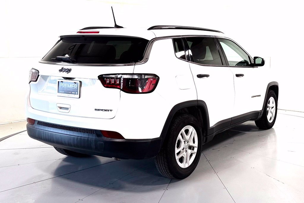 Used 2021 Jeep Compass Sport FWD image 4