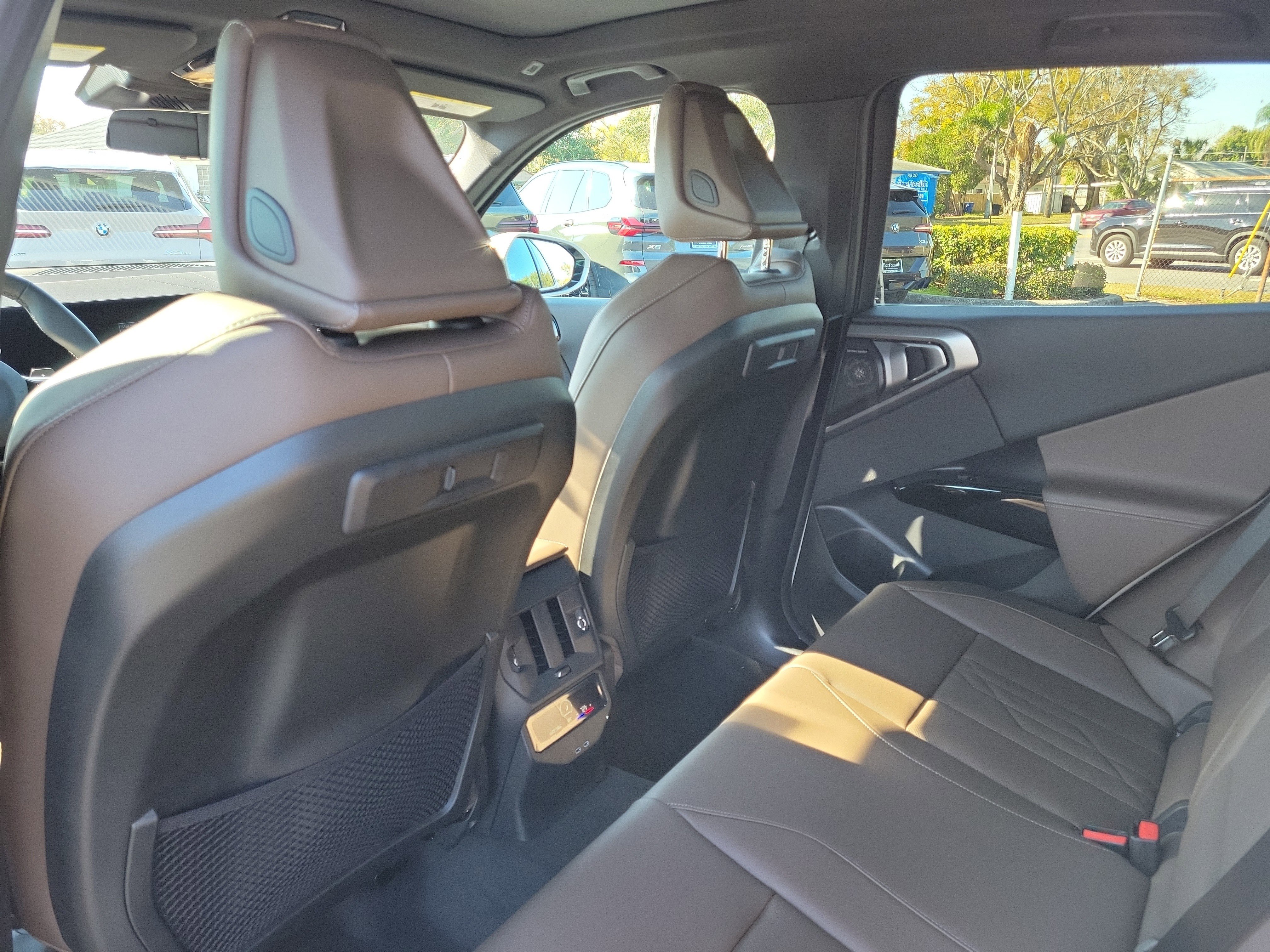 New 2026 BMW X3 xDrive30 w/ Premium Package AWD/4WD image 9