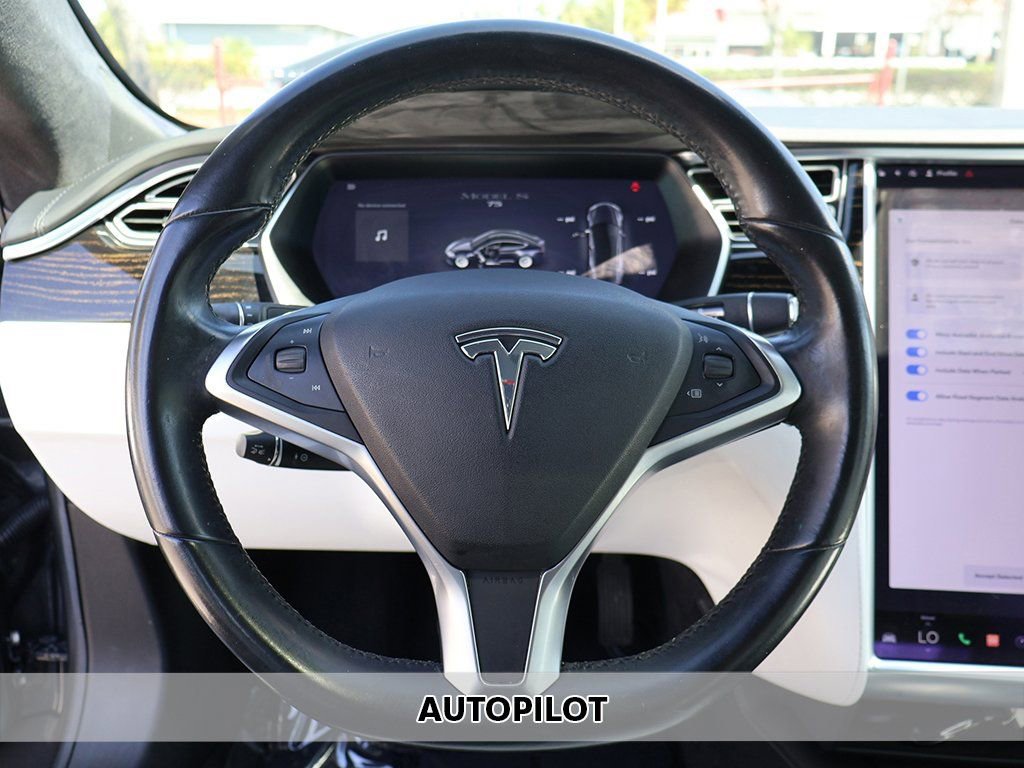 Used 2017 Tesla Model S 75 image 3