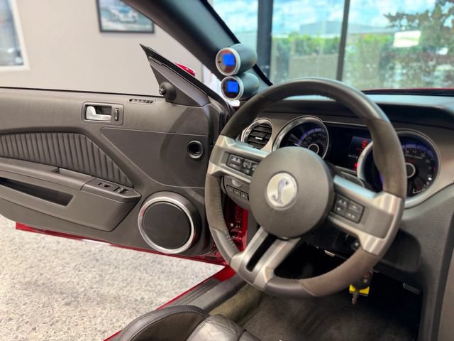 Used 2014 Ford Mustang Shelby GT500 w/ Equipment Group 821A RWD image 30