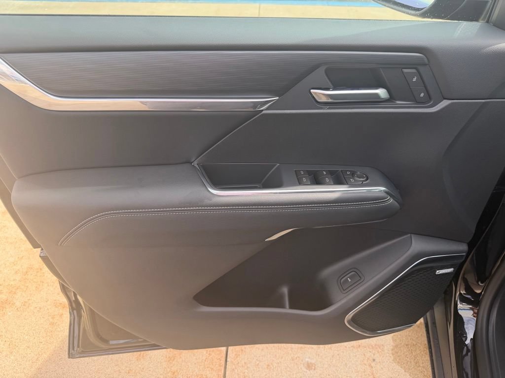 New 2027 GMC Acadia Elevation w/ Black Edition AWD/4WD image 13