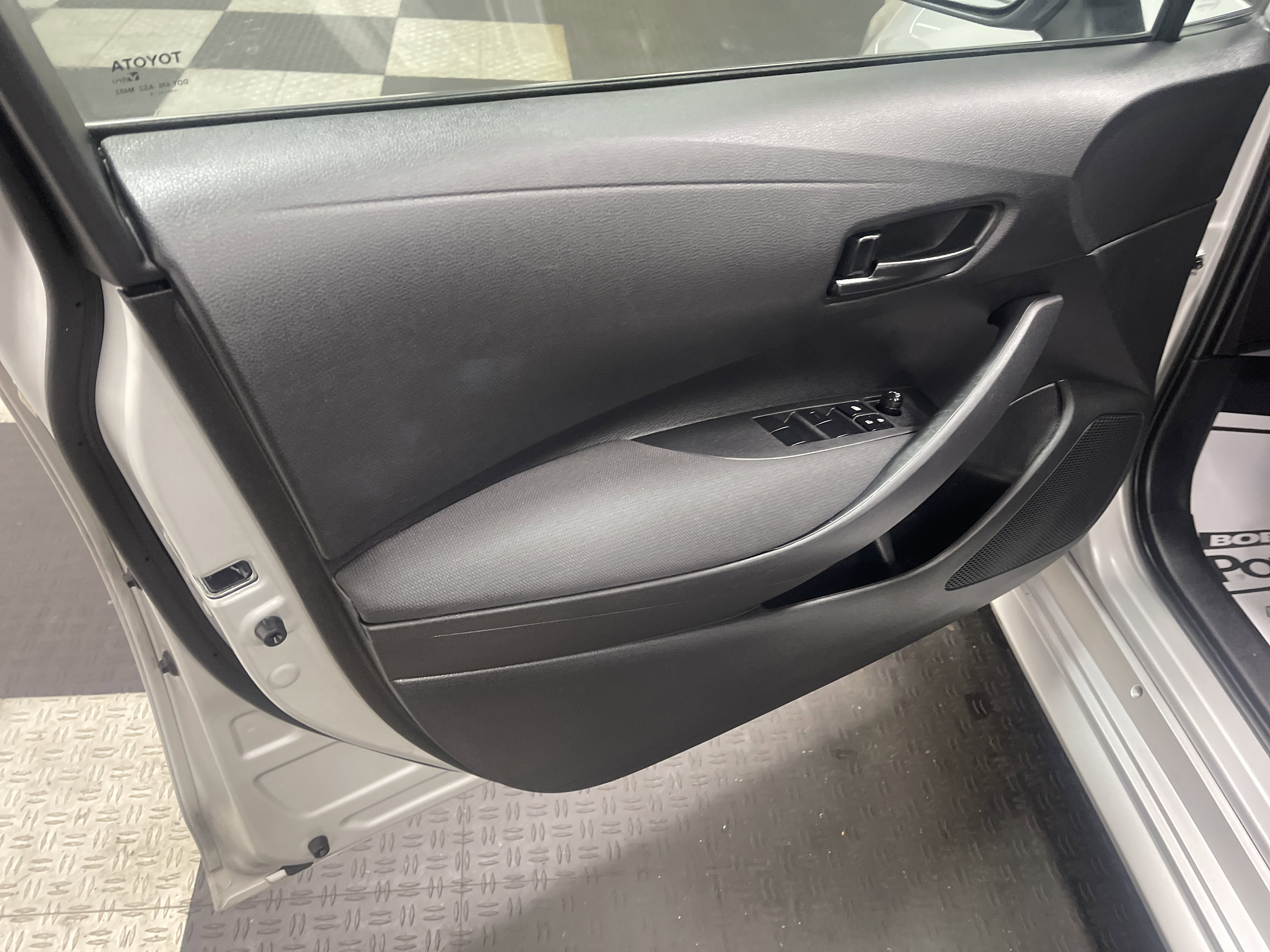 Used 2024 Toyota Corolla LE image 10