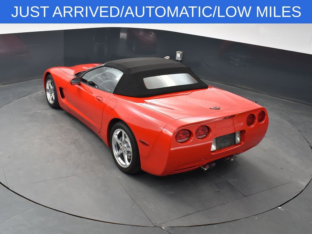 Used 2004 Chevrolet Corvette Convertible w/ Preferred Equipment Group RWD image 22