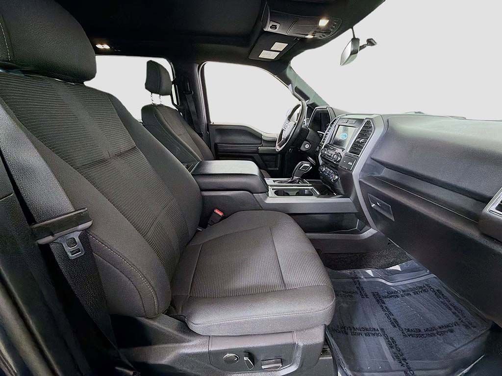 Used 2016 Ford F150 XLT w/ Equipment Group 302A Luxury image 20