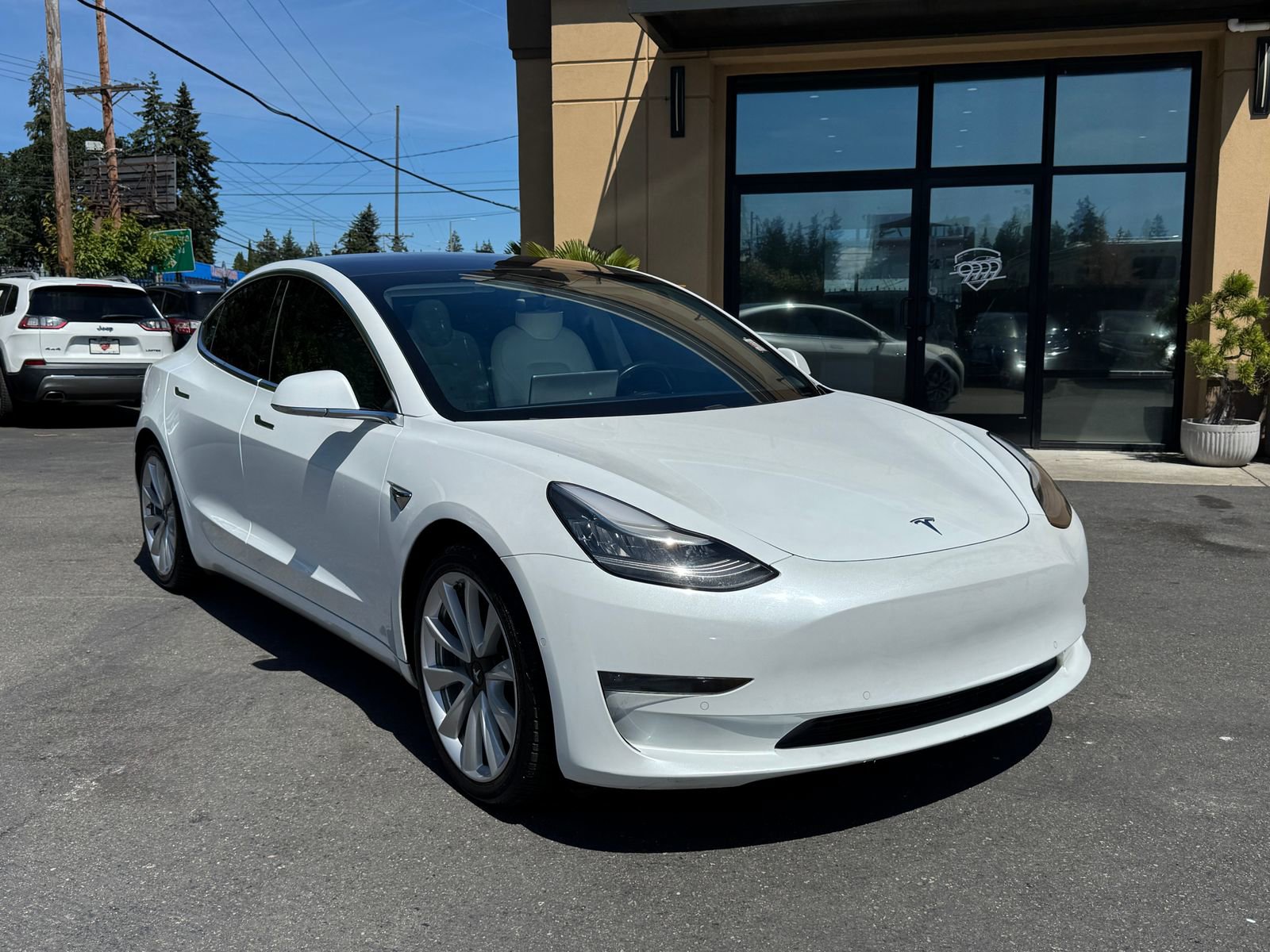 Used 2018 Tesla Model 3 Long Range AWD/4WD image 1