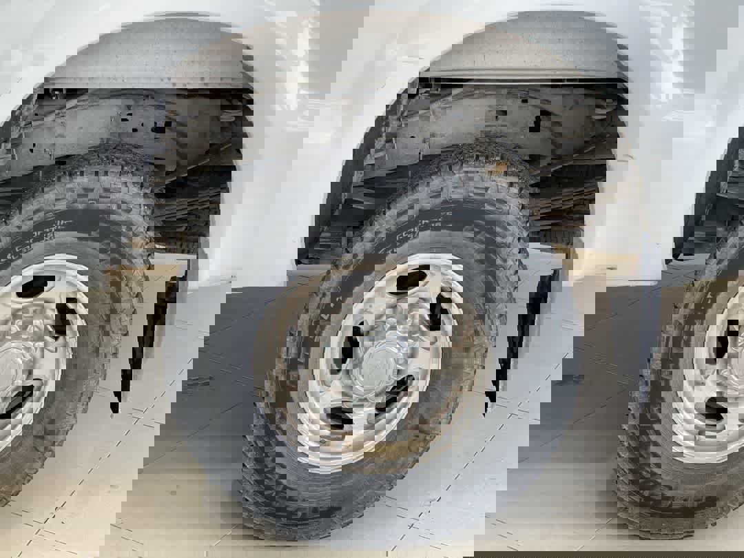 Used 2003 Ford F250 image 13