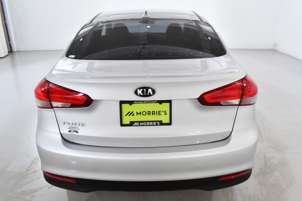 Used 2018 Kia Forte LX w/ LX Rear Camera Package image 13