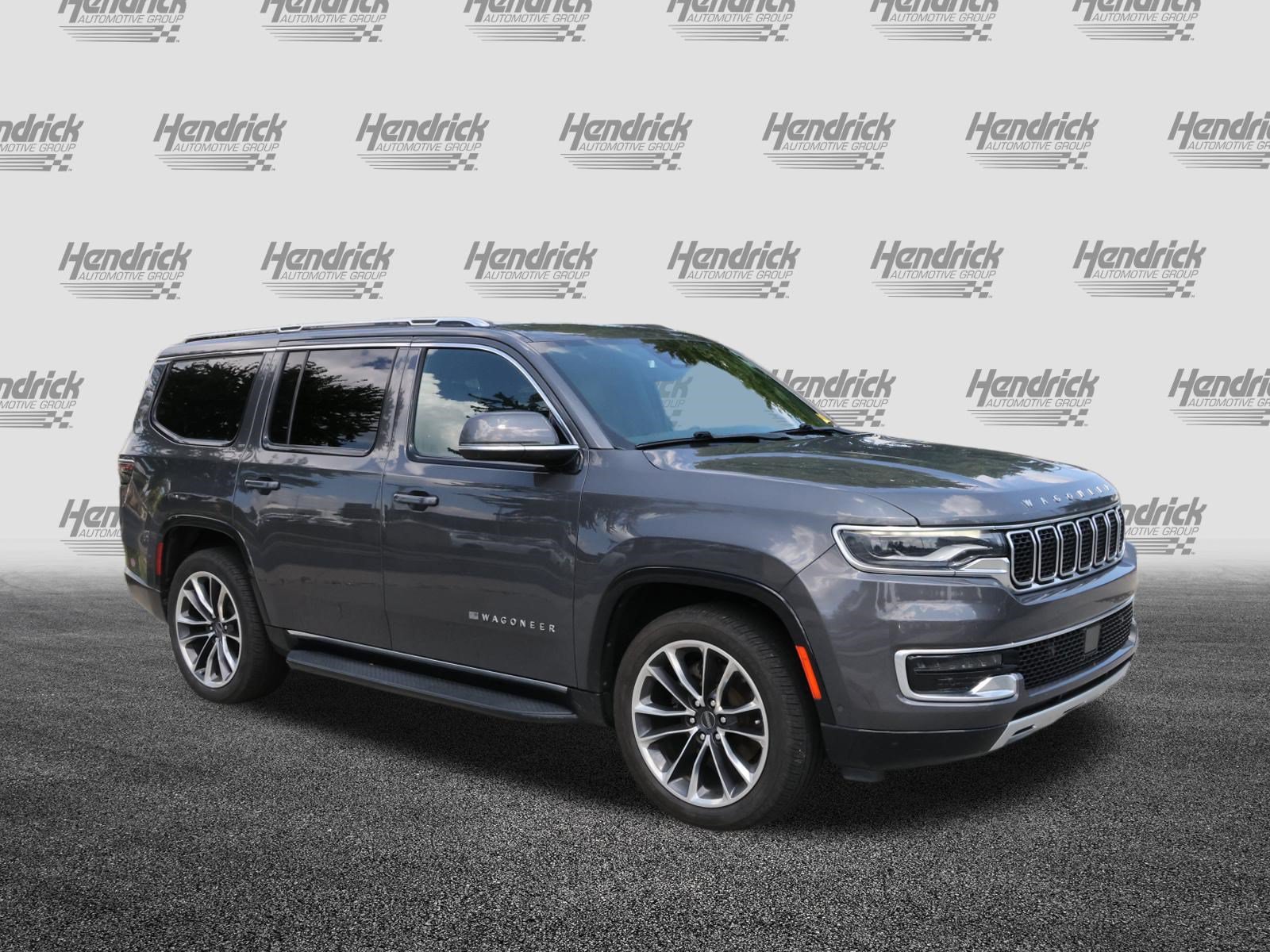 Used 2022 Jeep Wagoneer Series II w/ Premium Group I AWD/4WD image 2
