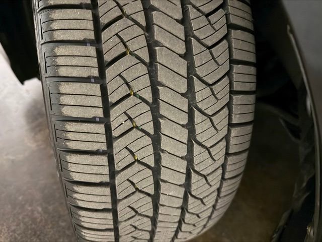 Used 2021 Toyota Camry XSE image 11