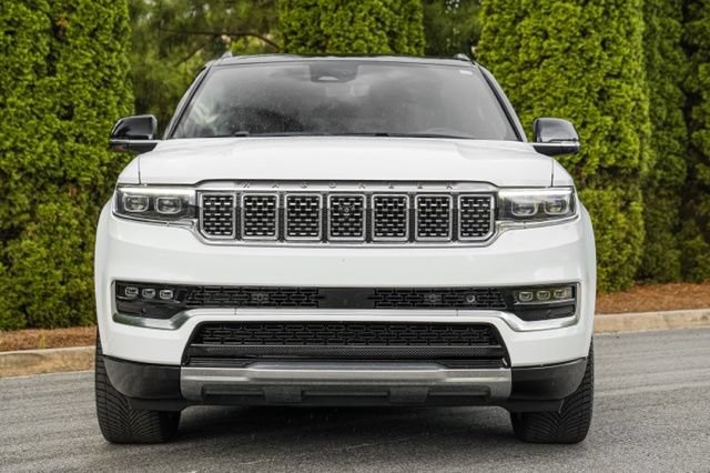 Used 2023 Jeep Grand Wagoneer Series III AWD/4WD image 20