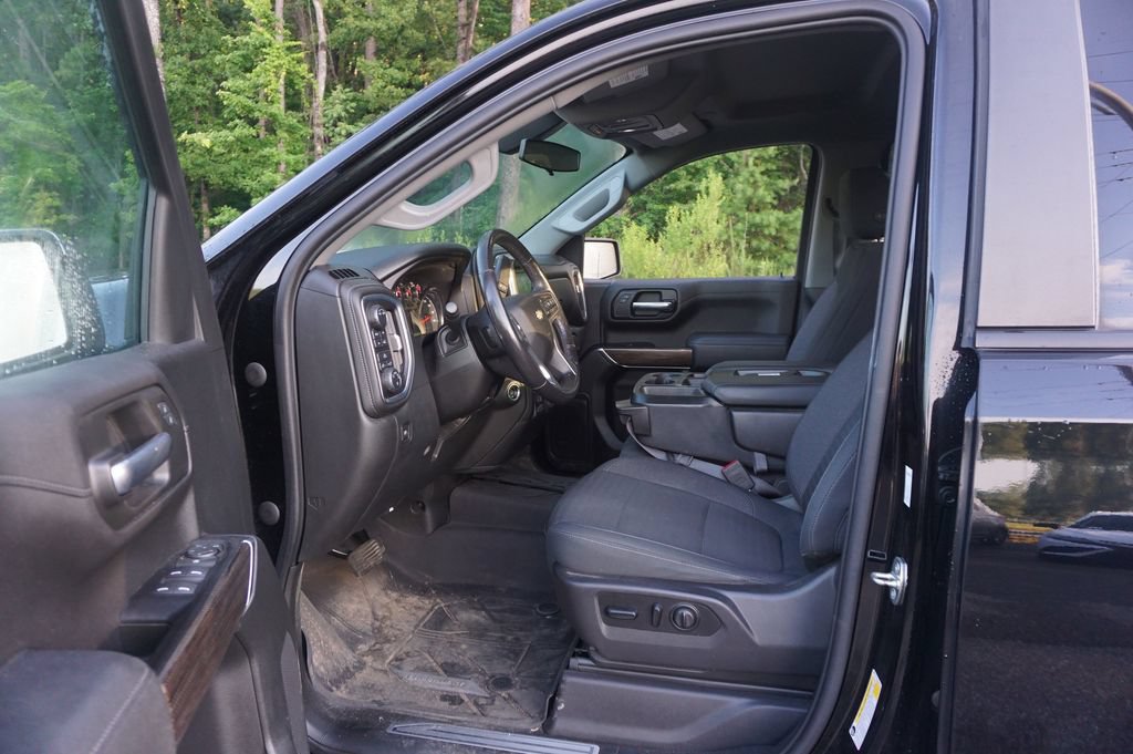 Used 2020 Chevrolet Silverado 1500 LT w/ All-Star Edition AWD/4WD image 2